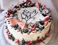 Торт с ягодами для любимой